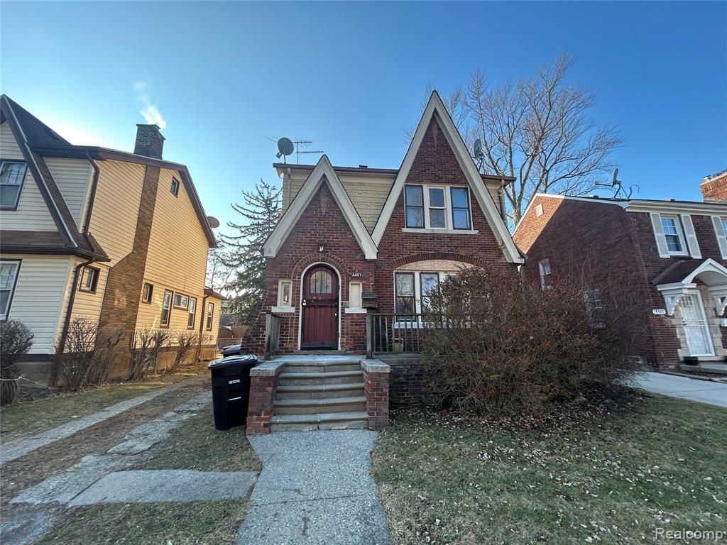 main property photo 40