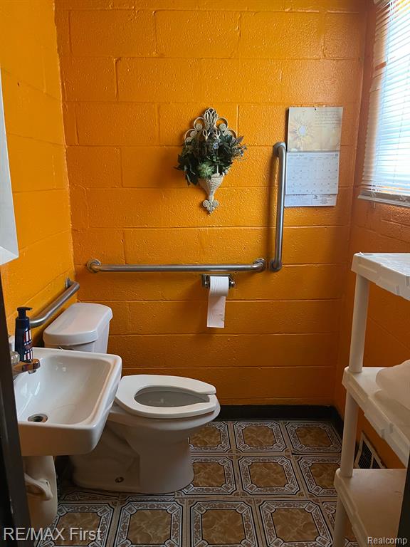 main property photo 15