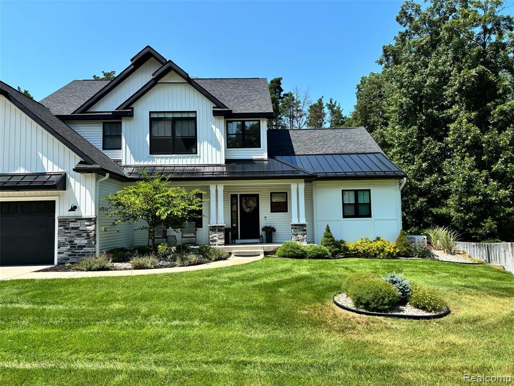 main property photo 38