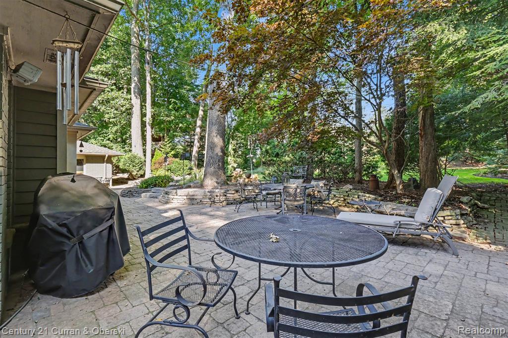 main property photo 60