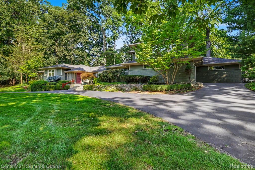 main property photo 74
