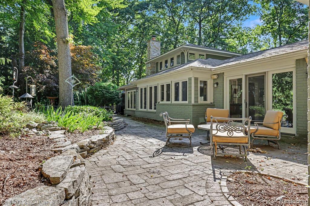 main property photo 77