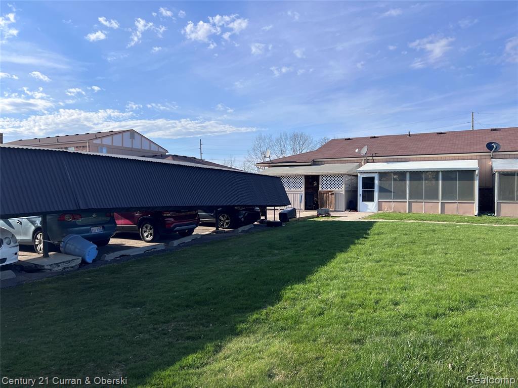 main property photo 10
