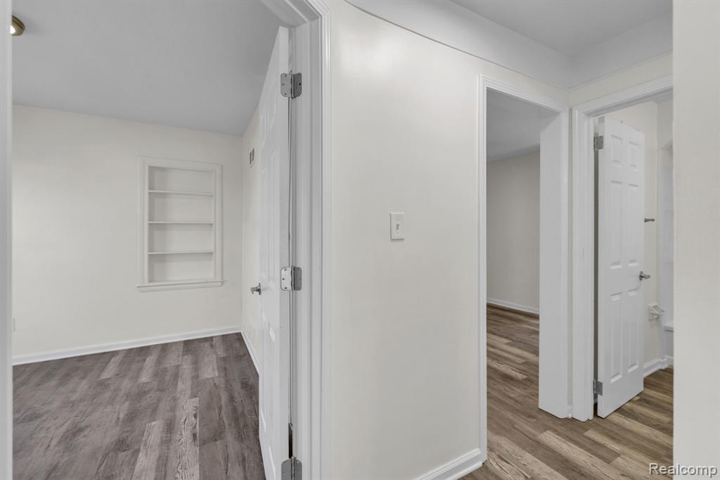 property viewer photo 25