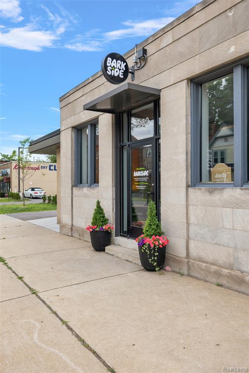 main property photo 49