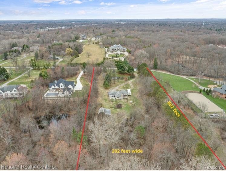 main property photo 7