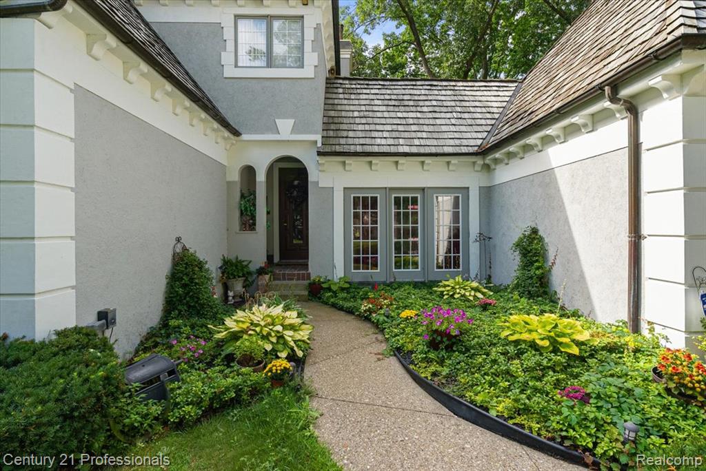 main property photo 61