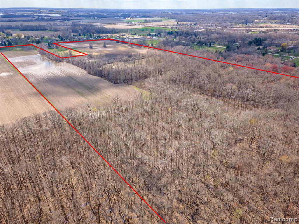main property photo 10