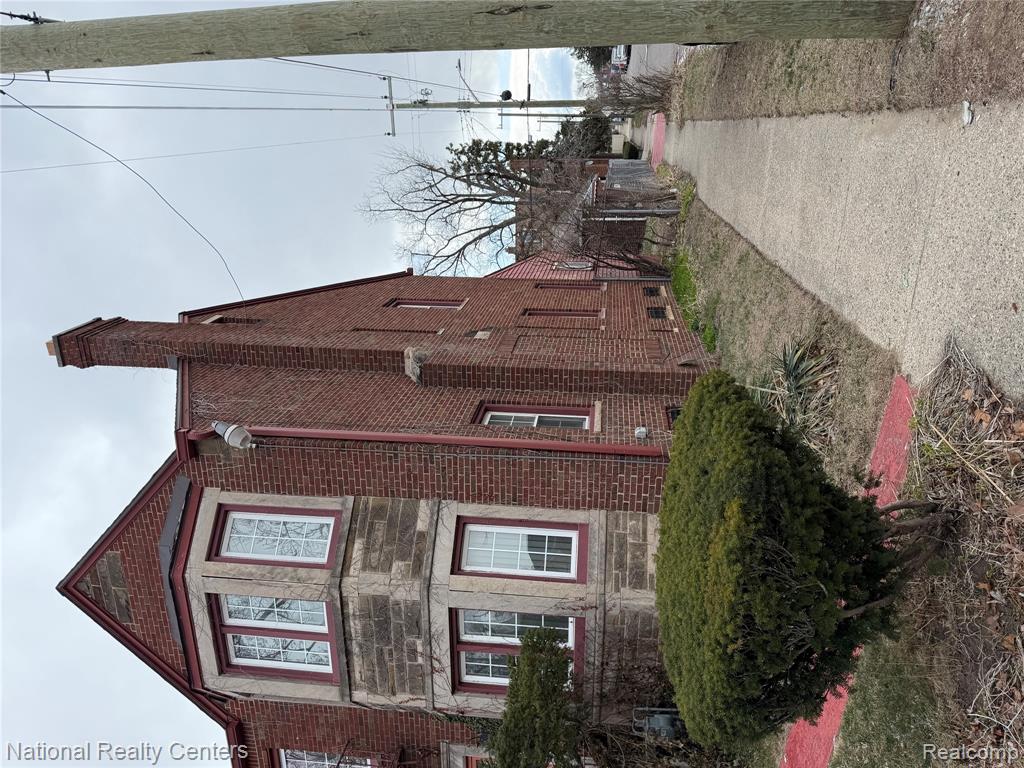 main property photo 80