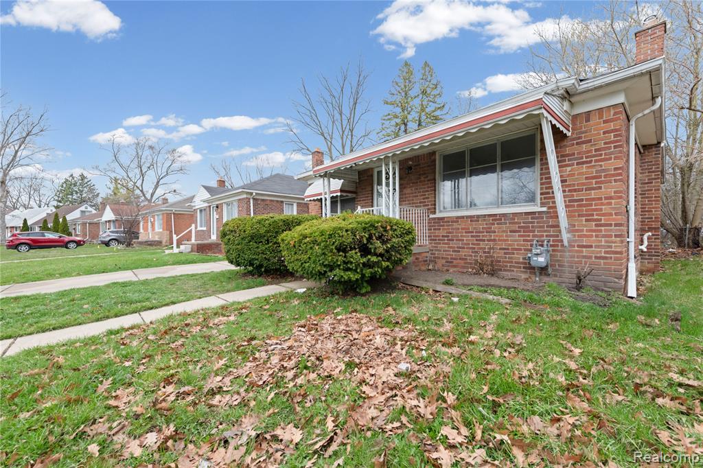main property photo 16