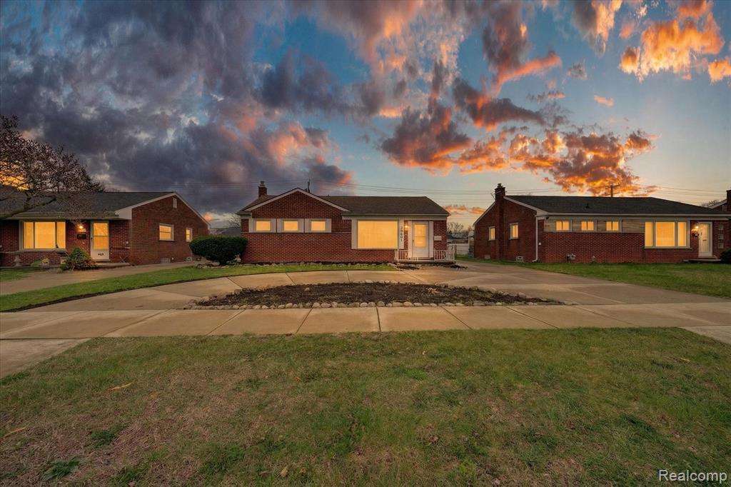 main property photo 24