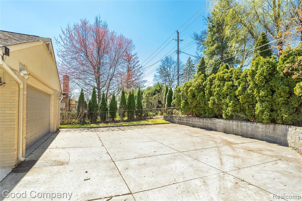 main property photo 52