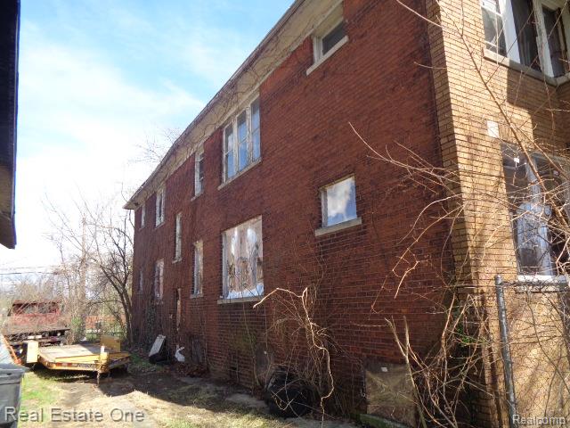main property photo 15