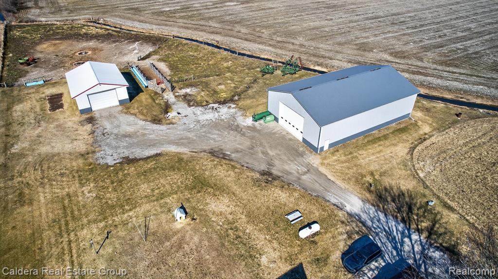 main property photo 51