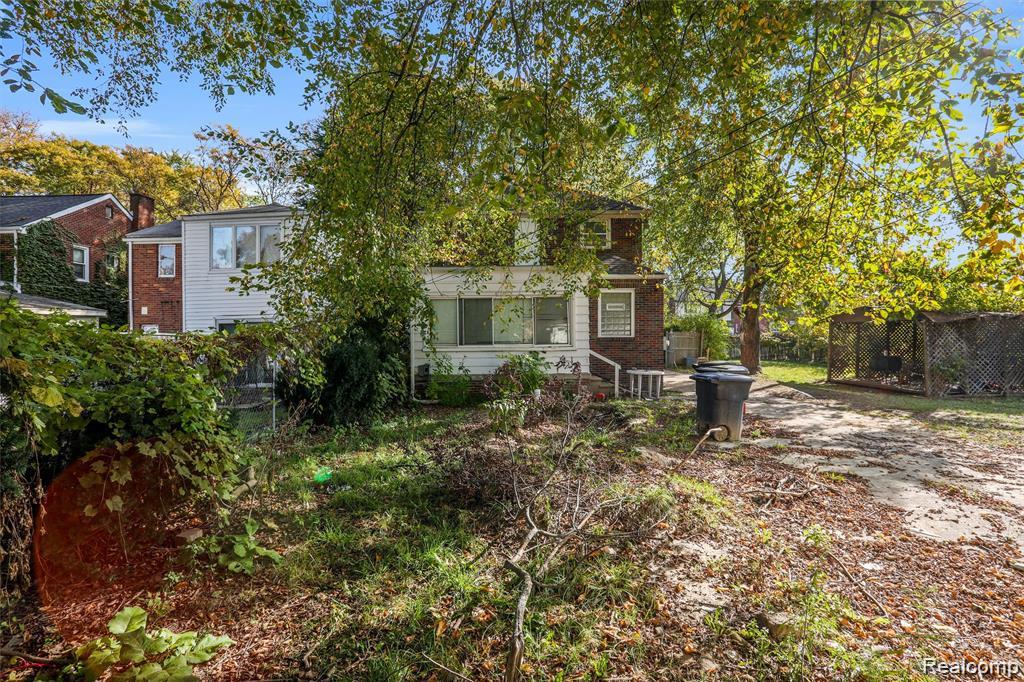 main property photo 3