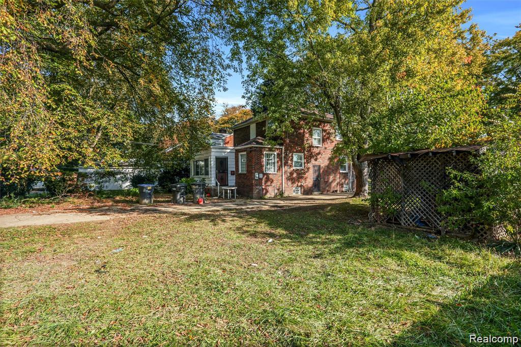 main property photo 4