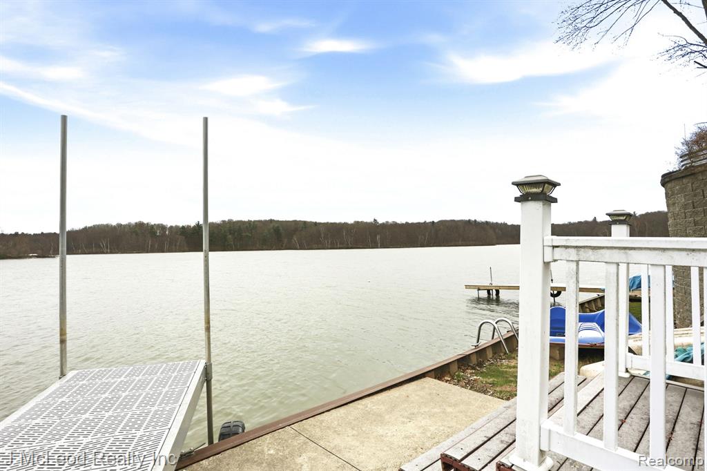 main property photo 56