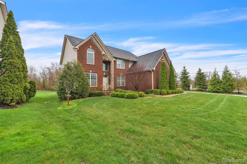 main property photo 3