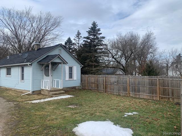 main property photo 74