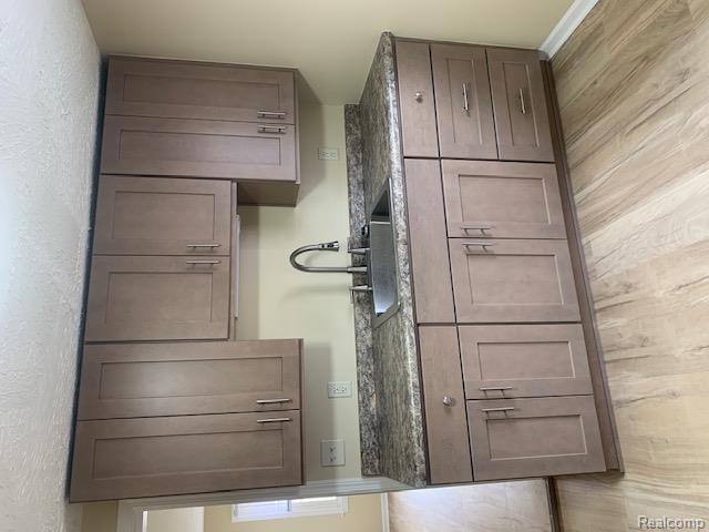 main property photo 79