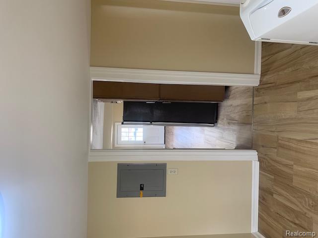 main property photo 89