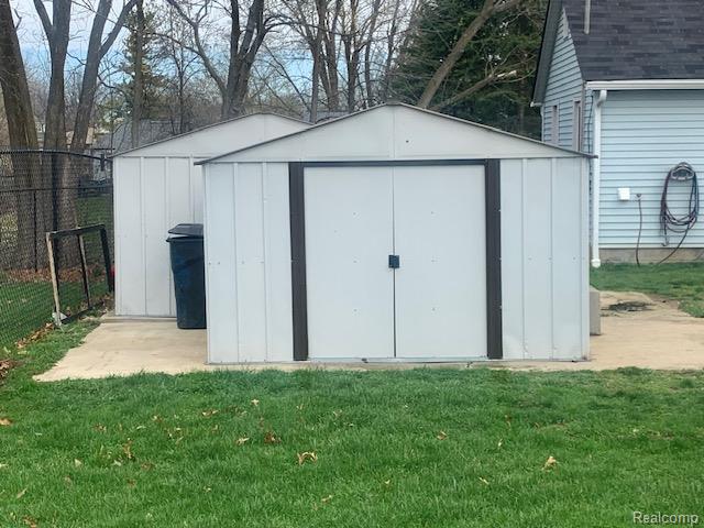 main property photo 95