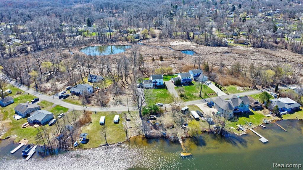 main property photo 22
