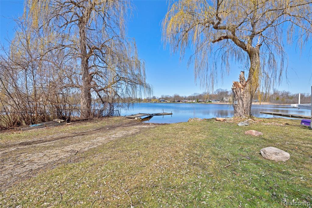 main property photo 44