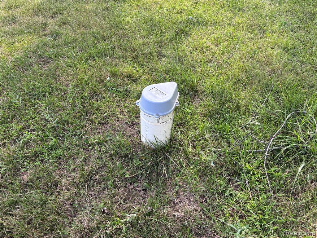 main property photo 17