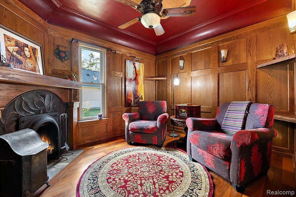 main property photo 20