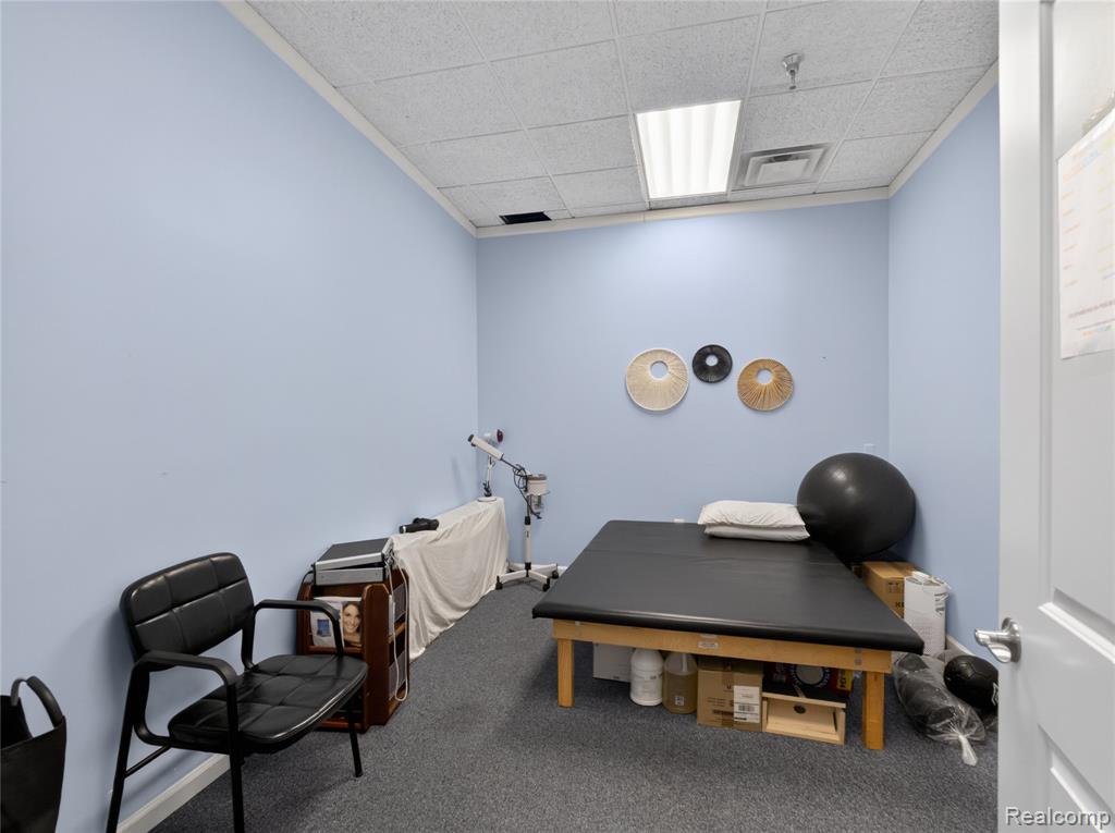 main property photo 60