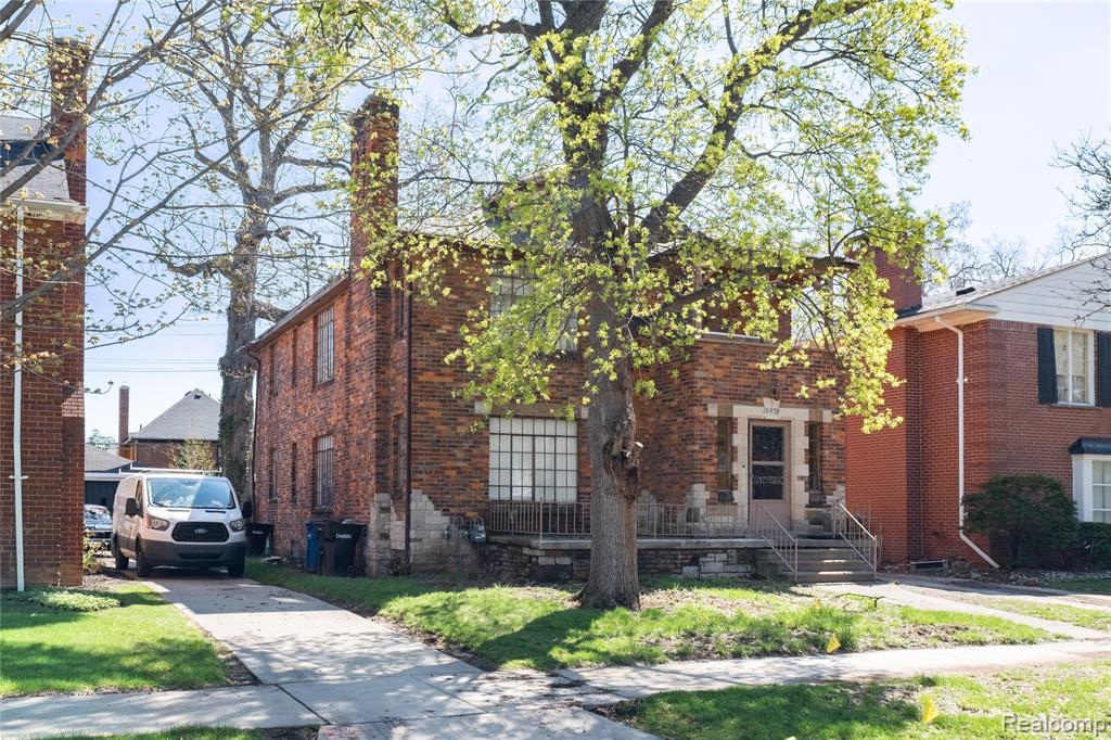 main property photo 22