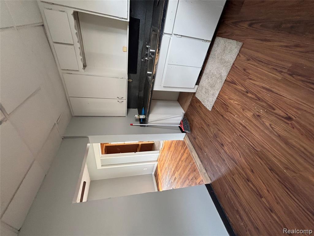 property viewer photo 22