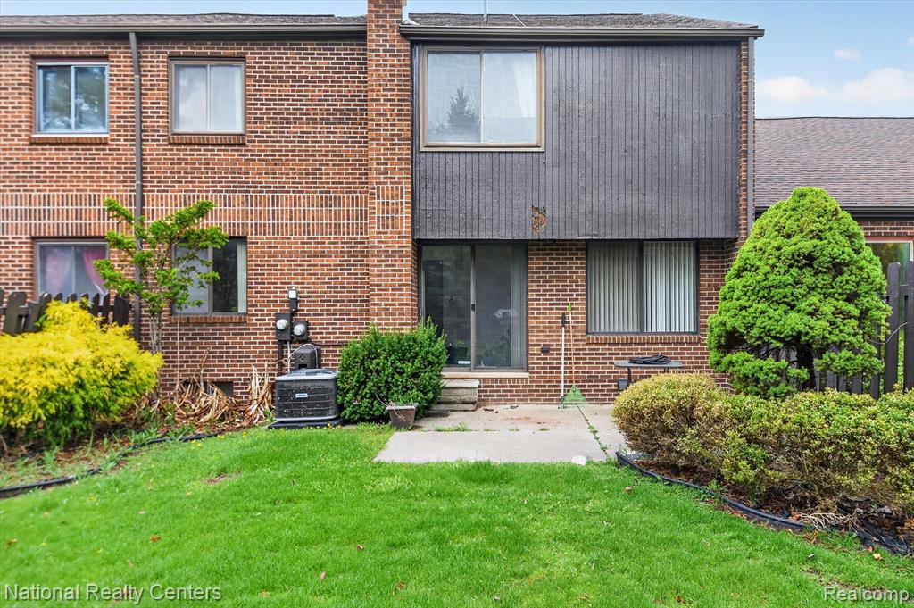 main property photo 41
