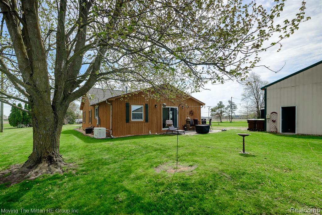 main property photo 29