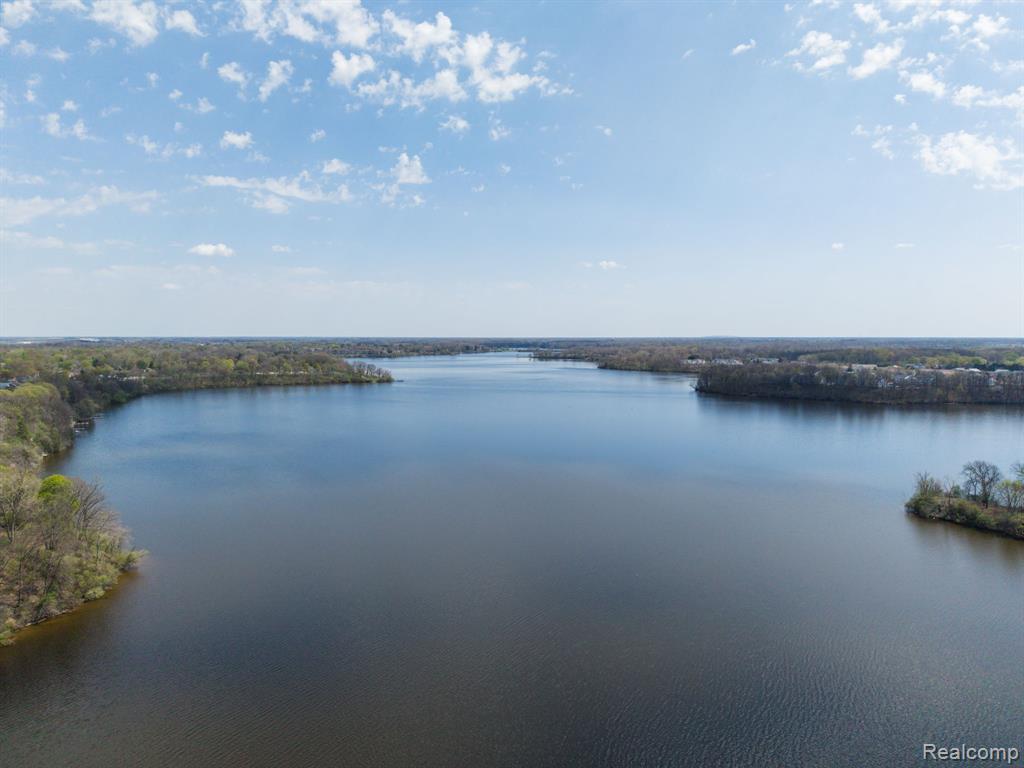 main property photo 53