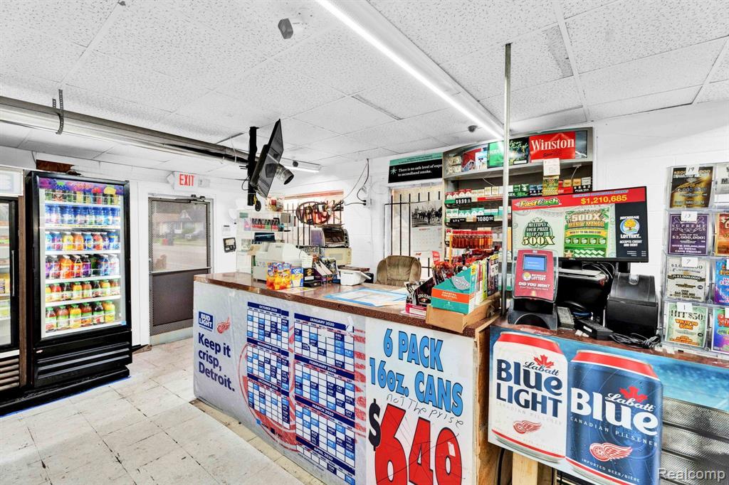 main property photo 21