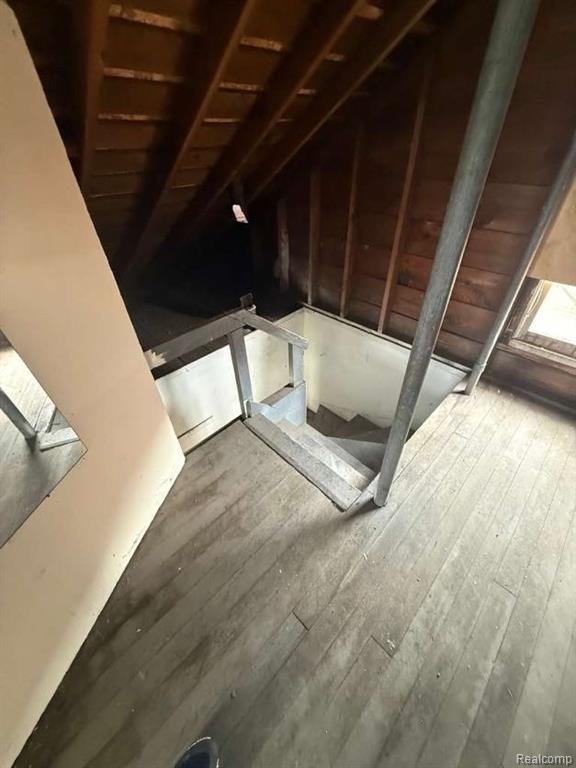 main property photo 38