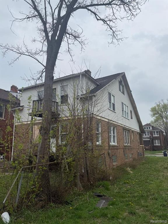 main property photo 48