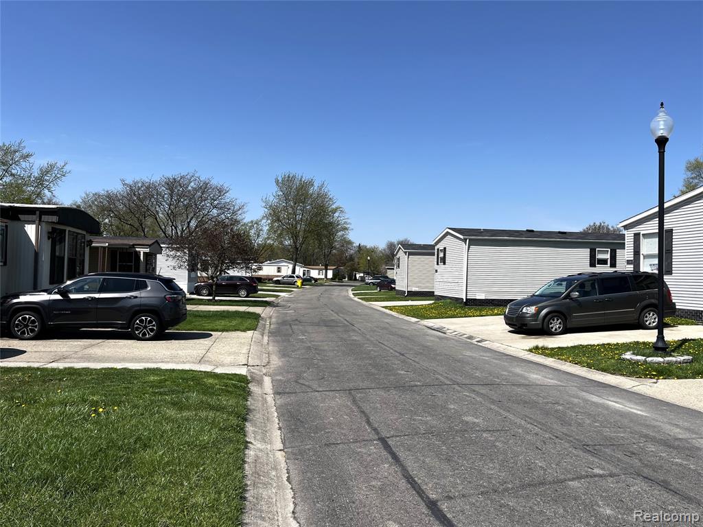 main property photo 16