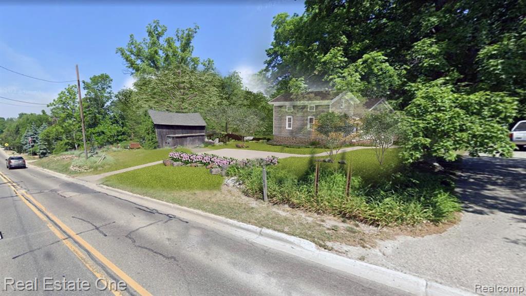 main property photo 9