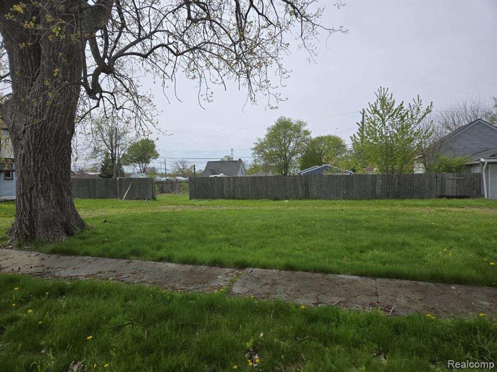 main property photo 0