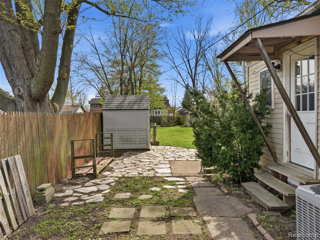 main property photo 26