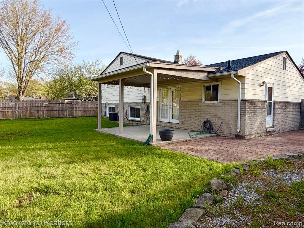 main property photo 21