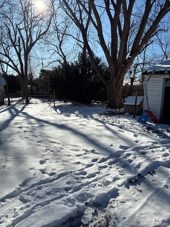 main property photo 12