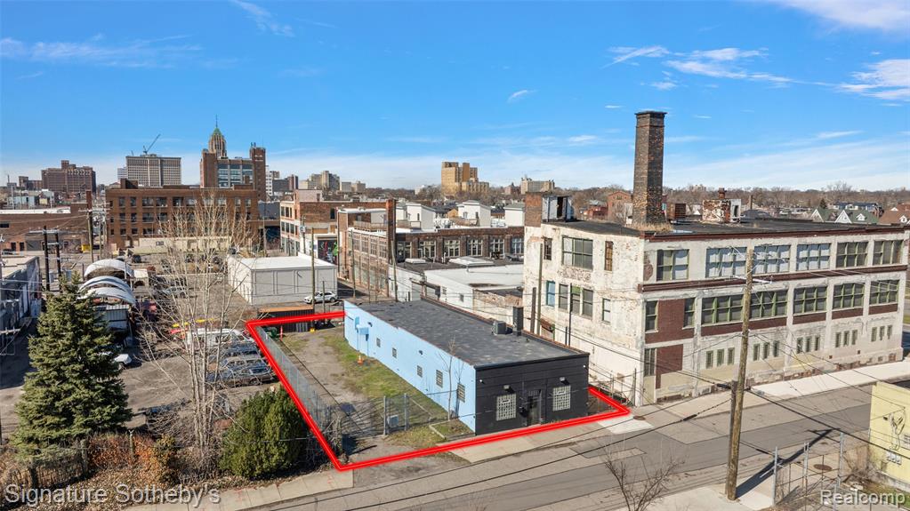 main property photo 1