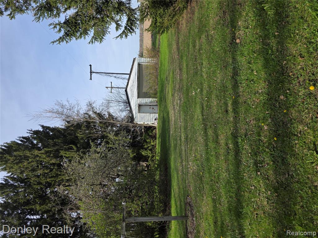 main property photo 29