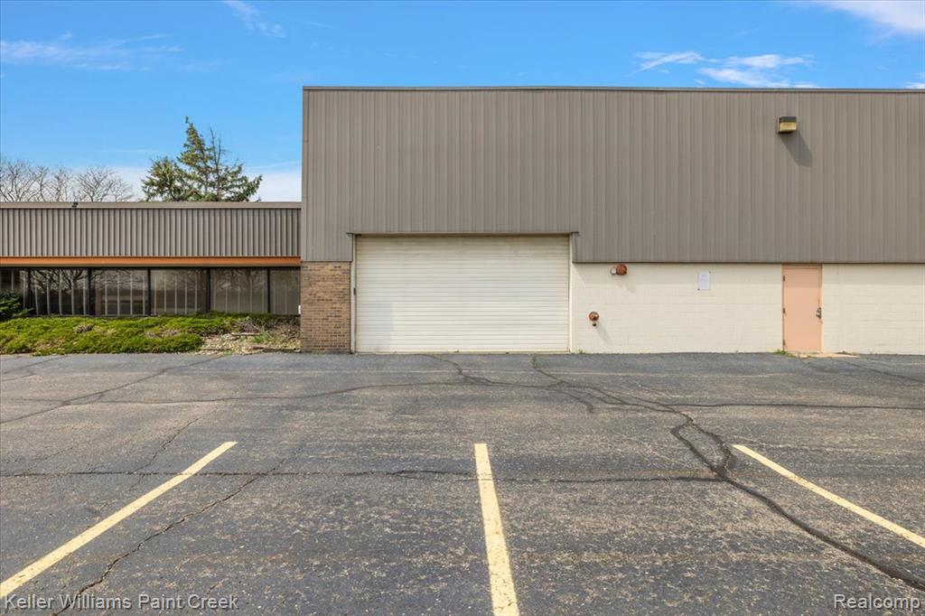 main property photo 7
