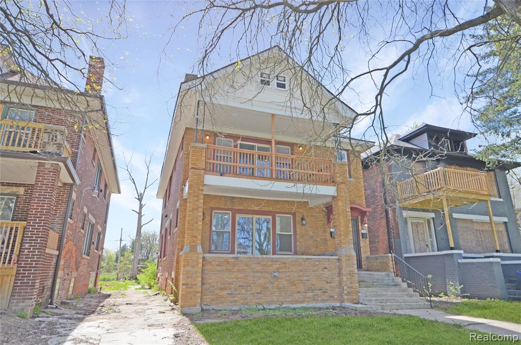 main property photo 1