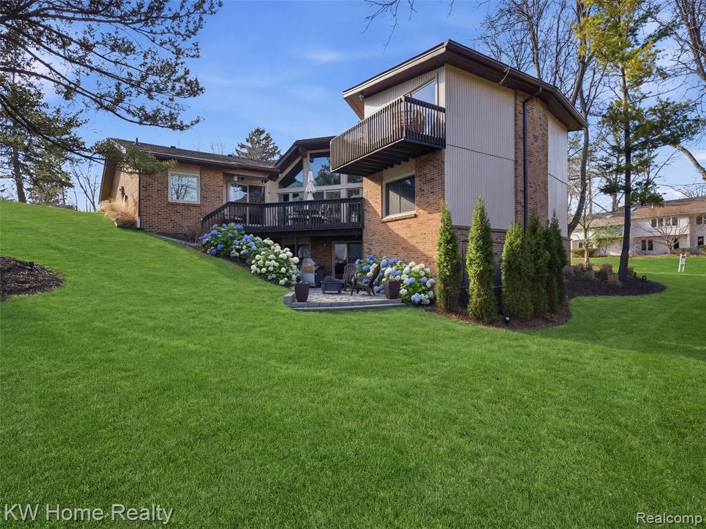 main property photo 63